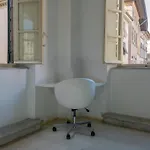 Modern 卢卡