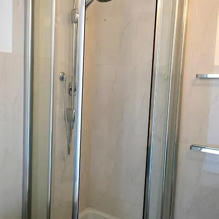 Apartment Modern Lucca